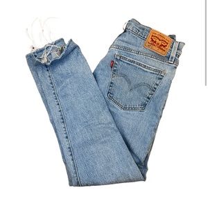 Levi 501 Button Fly Skinny Light Wash Jeans